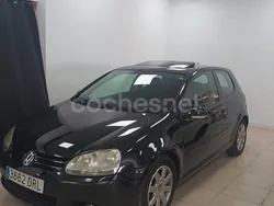 Negro Usado 2006 VW Golf V Sportline Berlina | 4590 € (Precio justo)