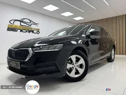 Negro Usado 2022 Skoda Octavia Ambition Utilitario | 20.500 € (Precio justo)