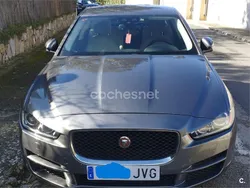Beige Usado 2016 Jaguar XE Pure Berlina | 17.900 € (Caro)