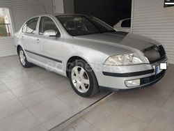 Gris / plata Usado 2008 Skoda Octavia Berlina | 7500 € (Caro)