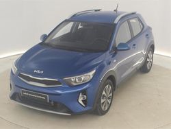 Azul Usado 2024 Kia Stonic SUV | 18.238 € (Precio justo)