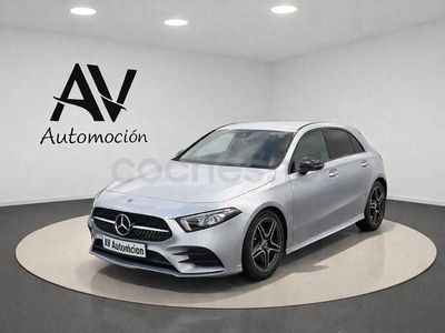 Usado Mercedes A180 116 CV (85 kW) 2022 Gris / plata Berlina