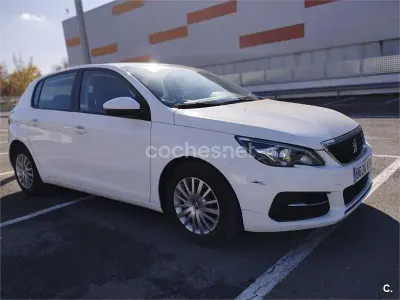 Usado Peugeot 308 Business-Line 100 CV (73 kW) 2019 Blanco Berlina