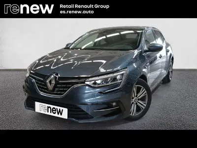 Usado Renault Mégane II Zen 140 CV (102 kW) 2021 Gris Berlina