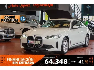 Occasion BMW i4 Sport Line 250 kW (340 ch) 2022 Blanc Berline