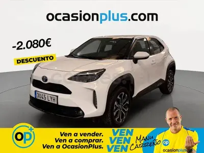 Usado Toyota Yaris Cross Active 116 CV (85 kW) 2022 Blanco SUV