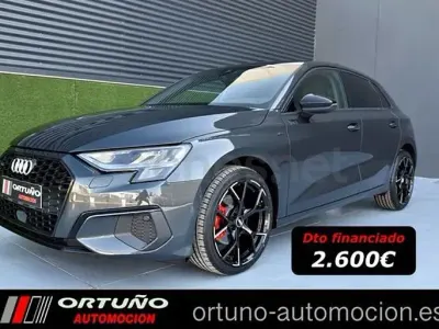 Usado Audi A3 S-Line 150 CV (110 kW) 2021 Gris / plata Berlina