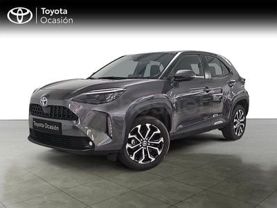 Usado Toyota Yaris Cross Active 130 CV (95 kW) 2025 Gris / plata SUV