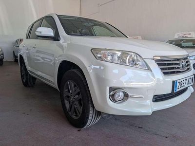 Usado Toyota RAV4 Executive 150 CV (110 kW) 2012 Blanco SUV