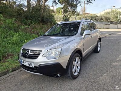 Usado Opel Antara Cosmo 150 CV (110 kW) 2008 Gris / plata SUV