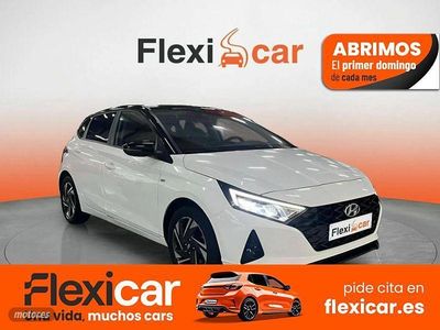 Usado Hyundai i20 100 CV (73 kW) 2022 Blanco Utilitario