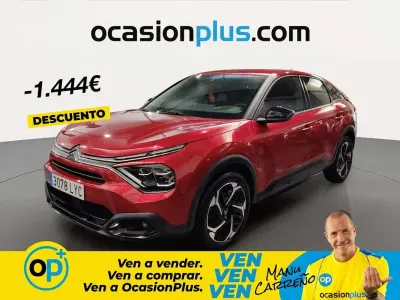 Usado Citroën C4 Feel 131 CV (96 kW) 2022 Rojo Utilitario