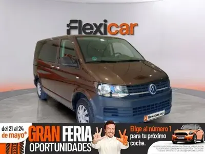 Usado VW Caravelle 114 CV (83 kW) 2019 Marrón Van
