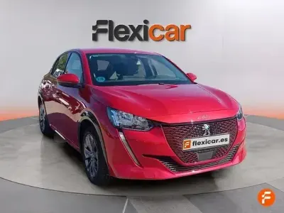 Usado Peugeot e-208 Allure 100 kW (136 CV) 2020 Rojo Utilitario