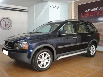 Usado Volvo XC90 Momentum 163 CV (119 kW) 2005 Azul SUV