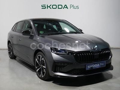 Gris / plata Nuevo 2025 Skoda Scala Monte Carlo Utilitario | 27.200 € (Precio justo)
