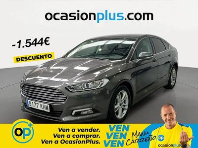 Usado Ford Mondeo Trend 160 HP (117 kW) 2018 Preto Sedan