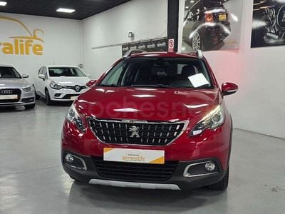 Usado Peugeot 2008 Allure 110 CV (80 kW) 2018 Rojo SUV