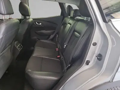 Usado Renault Kadjar Zen 140 CV (102 kW) 2021 Gris SUV