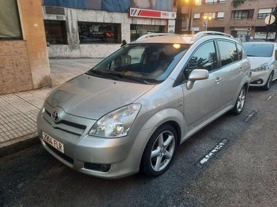 Usado Toyota Corolla Verso Sport 177 CV (130 kW) 2006 Gris / plata Monovolumen