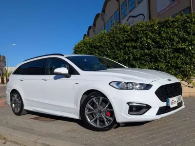 Usado Ford Mondeo ST-Line 186 CV (136 kW) 2021 Blanco Familiar