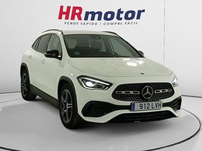 Blanco Usado 2021 Mercedes GLA180 AMG line SUV | 31.490 € (Precio justo)