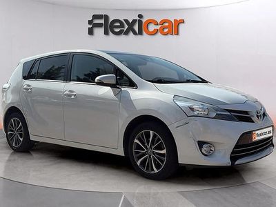 Usado Toyota Verso Advance 132 CV (97 kW) 2016 Blanco Monovolumen