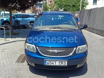 Usado Chrysler Grand Voyager 180 CV (132 kW) 2003 Azul Monovolumen