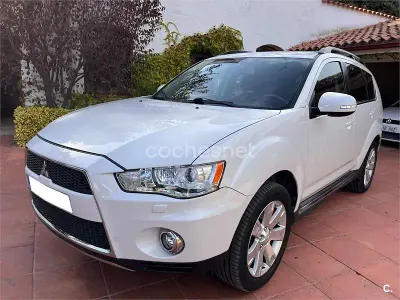 Usado Mitsubishi Outlander 156 CV (114 kW) 2012 Blanco SUV