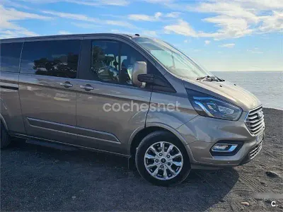 Usado Ford Tourneo Custom Titanium 170 CV (125 kW) 2019 Beige Van