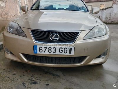Lexus IS220d