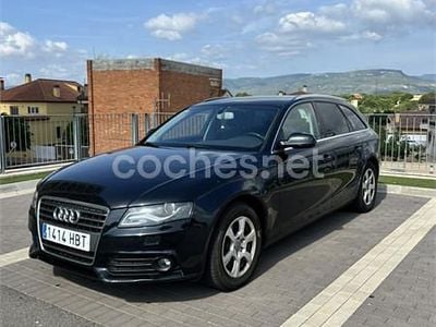 Usado Audi A4 143 CV (105 kW) 2011 Negro Familiar