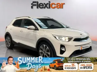 Usado Kia Stonic 110 CV (80 kW) 2018 Blanco SUV