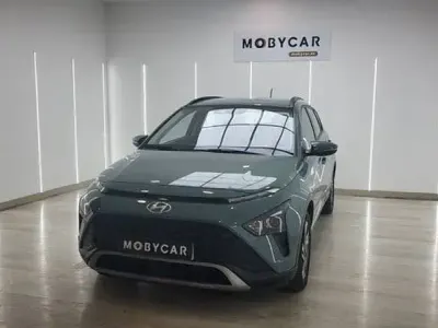 Usado Hyundai Bayon 84 CV (61 kW) 2023 Verde SUV