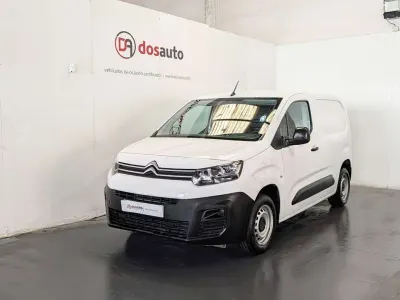 Usado Citroën Berlingo 76 CV (55 kW) 2020 Blanco Monovolumen