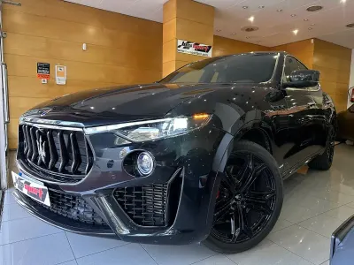 Usado Maserati Levante 350 CV (257 kW) 2020 Negro SUV