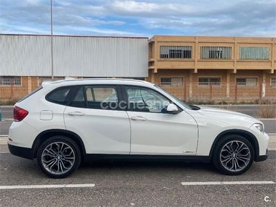Usado BMW X1 Sport Line 143 CV (105 kW) 2013 Blanco SUV