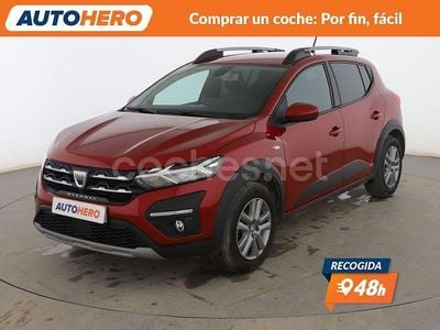 Usado Dacia Sandero Comfort 91 CV (66 kW) 2022 Rojo Berlina