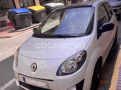 Usado Renault Twingo Dynamique 75 CV (55 kW) 2010 Blanco Utilitario