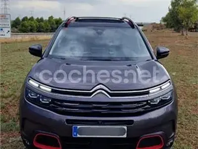 Usado Citroën C5 Aircross Comfort 177 CV (130 kW) 2019 Gris / plata SUV