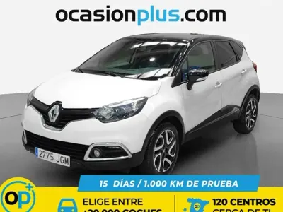 Usado Renault Captur Intens 90 CV (66 kW) 2015 Beige SUV