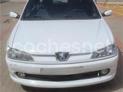 Usado Peugeot 306 90 CV (66 kW) 2001 Blanco Berlina