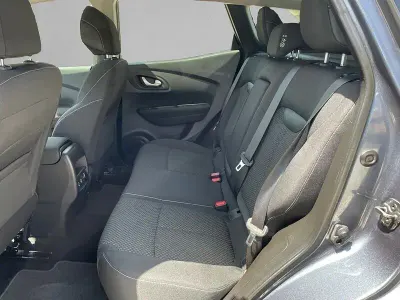 Usado Renault Kadjar Equilibre 140 CV (102 kW) 2022 Gris SUV