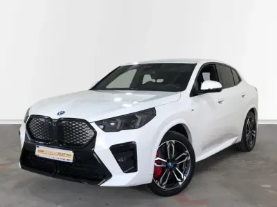 Usado BMW iX2 Comfort Edition 230 kW (313 CV) 2025 Blanco SUV