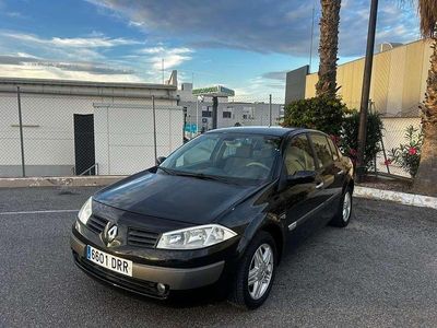 Negro Usado 2005 Renault Mégane II Berlina | 3950 €