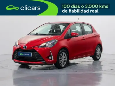 Käytetty Toyota Yaris Active 111 HP (81 kW) 2019 Punainen Sedan