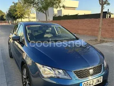 Usado Seat Leon CONNECT 110 CV (80 kW) 2016 Azul Berlina
