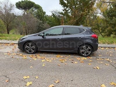 Usado Kia Ceed GT GT-Line 136 HP (100 kW) 2018 Cinzento Sedan