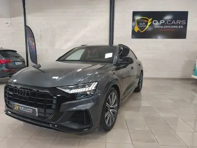 Usado Audi Q8 S-Line 286 CV (210 kW) 2018 Gris / plata SUV