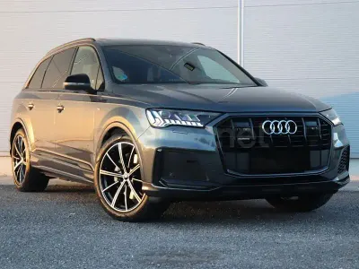 Usado Audi Q7 S-Line 286 CV (210 kW) 2021 Gris / plata SUV